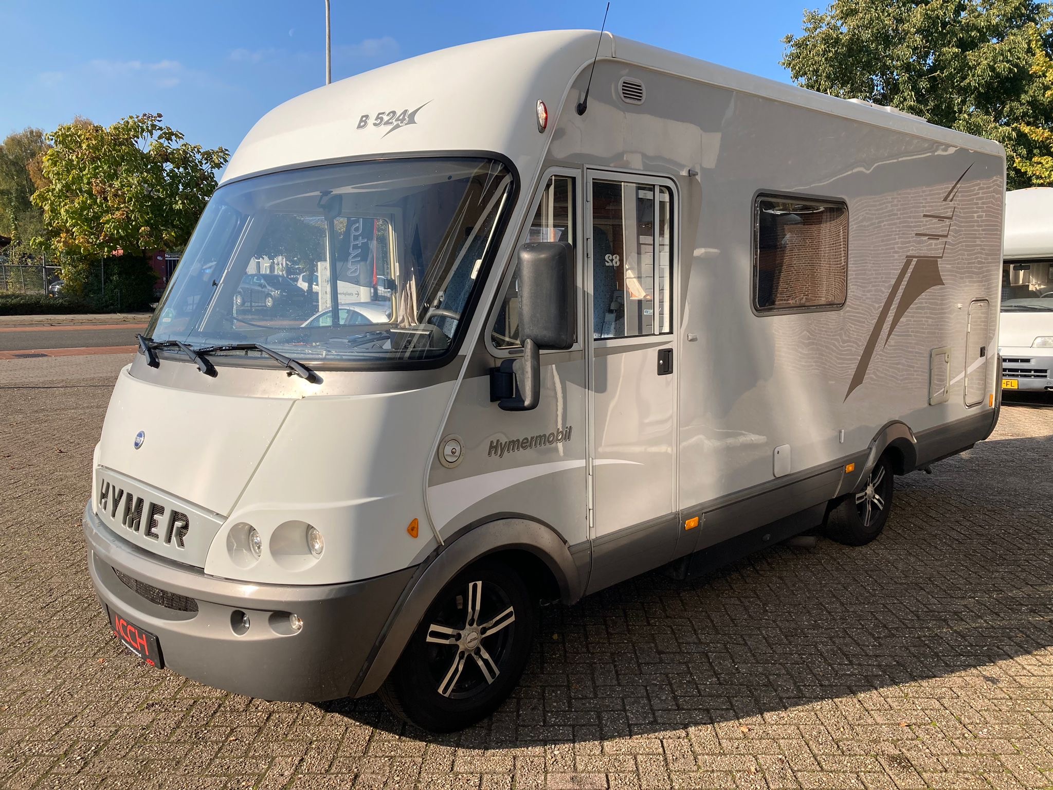 Hymer B524 - Image 2